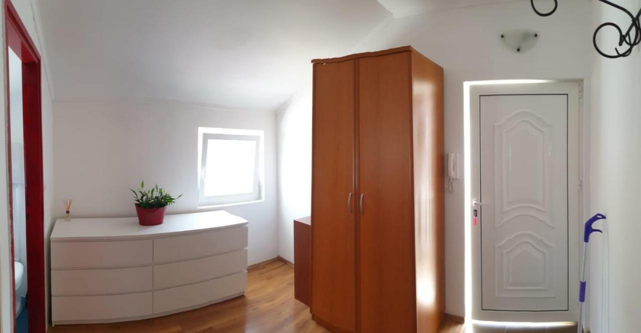 Central, spacious, great view Hvar Town Exterior foto